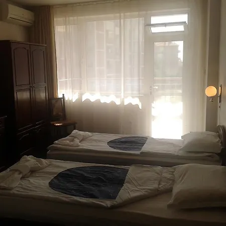 семеен елена палас 2*