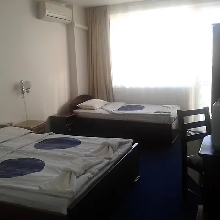 Hotel семеен елена палас Nesebar