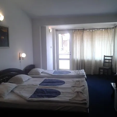 семеен елена палас Hotel Nesebar