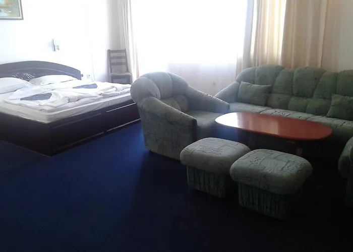 семеен елена палас