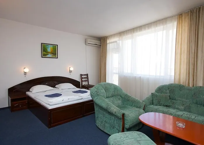 семеен елена палас Hotel Nessebar